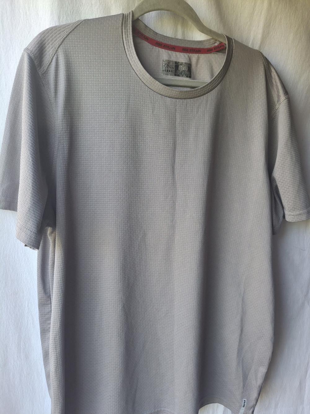 RBX Men's Short Sleeve Crew Neck Tee in Light Gray